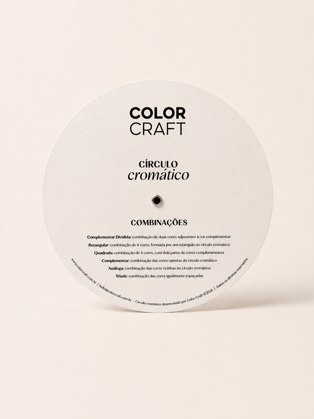 Círculo Cromático Color Craft sendo usado para combinação de cores